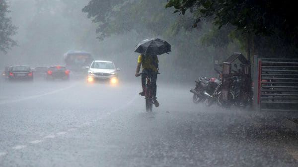 CG Monsoon: छत्तीसगढ़ में भारी बारिश का अलर्ट, कहीं बाढ़ जैसे हालात तो कहीं आकाशीय बिजली बनी जानलेवा, मौसम विभाग ने किया अलर्ट