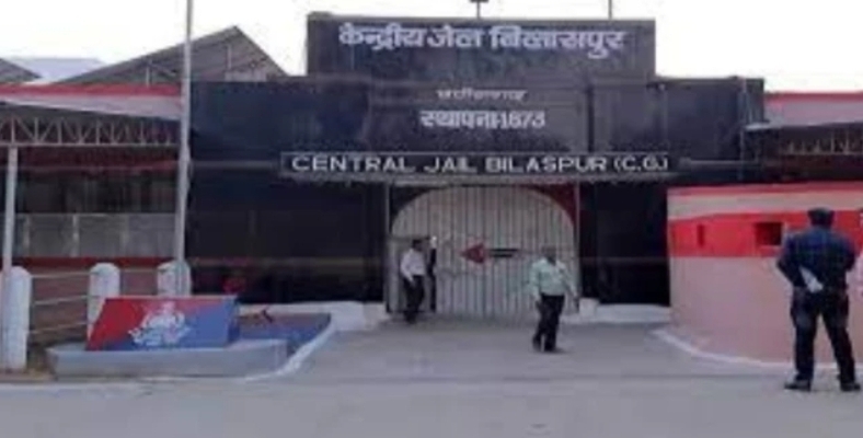 CG: बिलासपुर सेंट्रल जेल में बंदी की मौत, नाबालिग से दुष्कर्म मामले में काट रहा था सजा, सिम्स ले जाते समय रास्ते में मौत