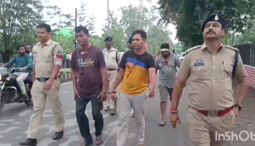 CG: भाजपा नेता पर जानलेवा हमले का खुलासा, 60 हजार की लूट मामले में 4 आरोपी गिरफ्तार, नकदी और हथियार बरामद